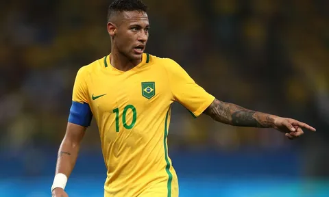 Màn trình diễn của Neymar trước Ecuador