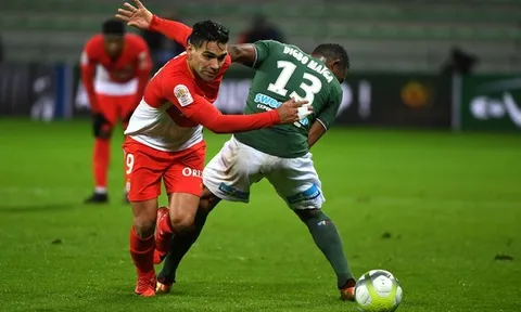 Màn trình diễn của Radamel Falcao vs Saint-Etienne