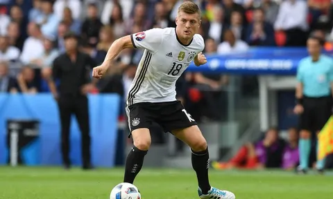 Màn trình diễn của Toni Kroos vs Na-Uy