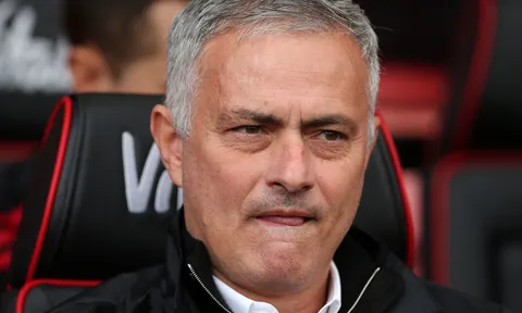 Man United phiên bản 2018 là Liverpool của những năm 90