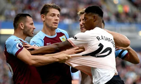 Man Utd chốt danh sách dự Champions League: Rashford không có tên!
