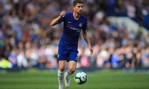 Man Utd đã phơi bày sự thật về 'vua chuyền' Jorginho