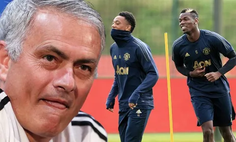 Mourinho: "Tôi ngây thơ khi luôn nghĩ các cầu thủ sẽ chơi hết mình"