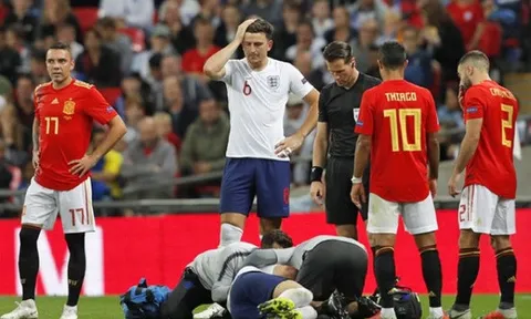 Shaw chấn thương, Man Utd lập tức phản ứng trên Twitter