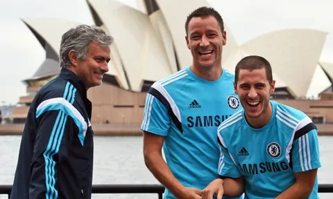 Man Utd phá vỡ sự im lặng về tin đồn mua trò cưng của Mourinho