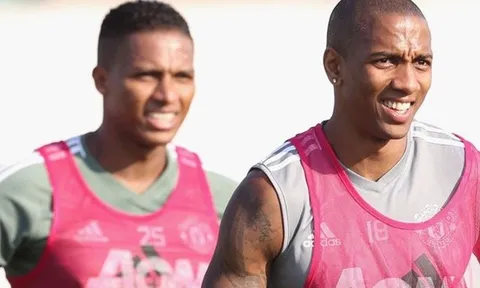 Man Utd sắp trói chân 'công thần' Sir Alex: Nên hay không?