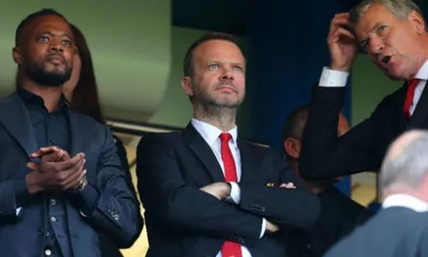 Man Utd sẽ bắt đầu kỷ nguyên mới với chỉ 2 thông báo