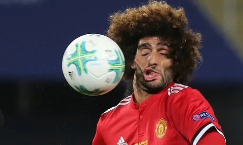 Man Utd vẫn đang nhức đầu với đầu gối của Fellaini