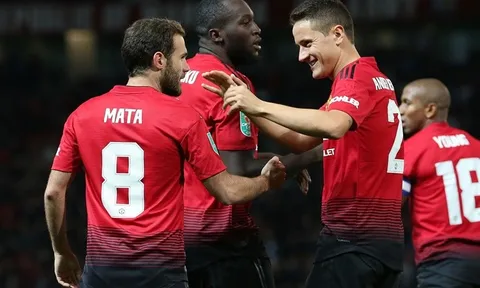 CĐV M.U phẫn nộ khi biết kế hoạch chuyển nhượng của Mourinho