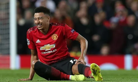 M.U nhận hung tin về tình hình chấn thương của Martial và Lingard