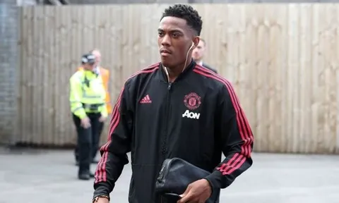 Juventus chờ thời, săn sao Man Utd với giá miễn phí