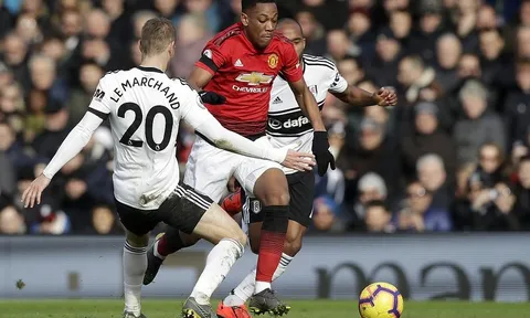 Martial đi bóng như Ronaldo, dứt điểm như Thierry Henry