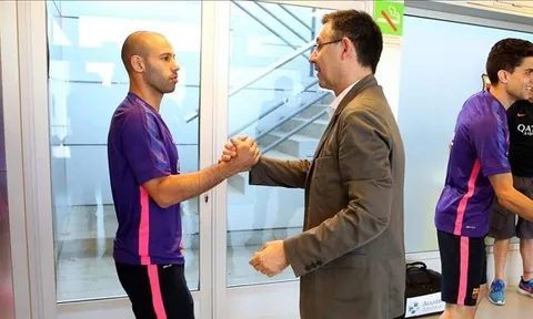 Mascherano chưa thể rời Barcelona!