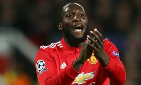 Mata so sánh Lukaku với huyền thoại Chelsea