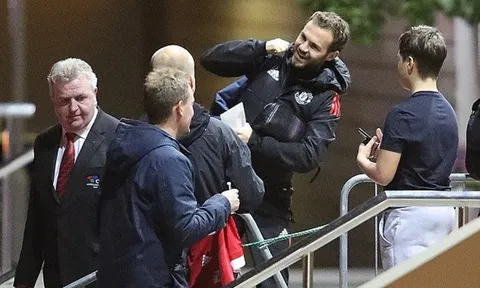 Mata tươi rói trước thông tin được ra sân tiếp Benfica