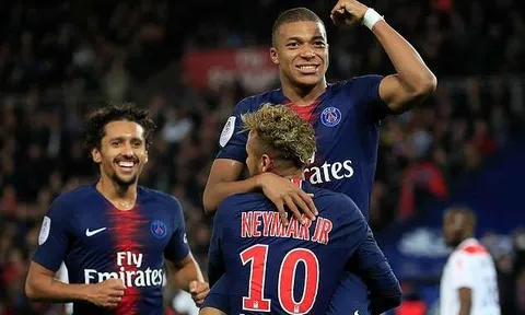 Mbappe 4 bàn trong 13 phút, PSG hủy diệt Lyon không tưởng