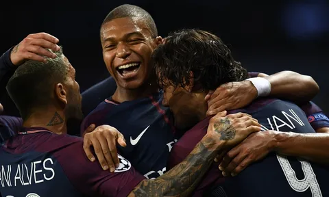 Mbappe CHÍNH THỨC trở thành cầu thủ 'teen' xuất sắc nhất Champions League