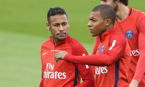 Mbappe được điền tên, sẵn sàng ra mắt PSG