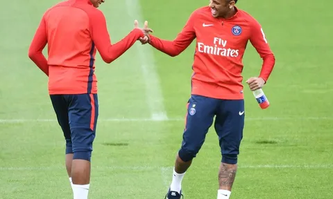 Mbappe sẽ cùng 'anh trai' Neymar chinh phục Champions League