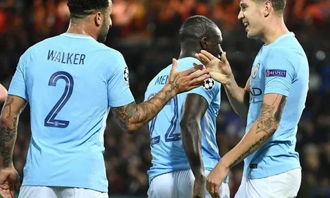 Vì sao Man City đang có hàng thủ hay nhất Premier League?