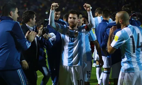 Báo Argentina đổi giọng, gọi Messi là 'thánh'