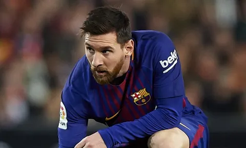 Chuỗi 6 trận tịt ngòi: Messi cũng chỉ là người phàm!
