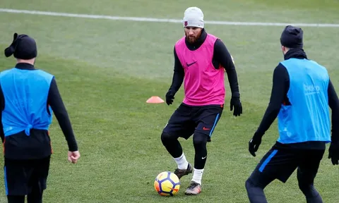 Messi chỉnh thước ngắm, chờ bắn hạ Real Madrid
