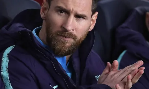 Messi dự bị, Barcelona hút chết trên sân nhà