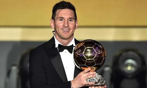 'Thật kỳ lạ khi Messi vắng mặt trong cuộc đua giành Quả bóng vàng'