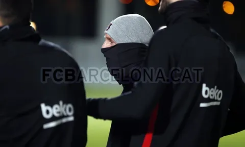 Messi trùm kín đầu trên sân tập, Barca sẵn sàng khiến Real nản lòng