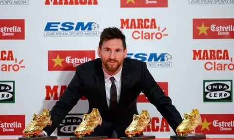 Messi từ chối nói về tương lai khi nhận Chiếc giày vàng thứ 4