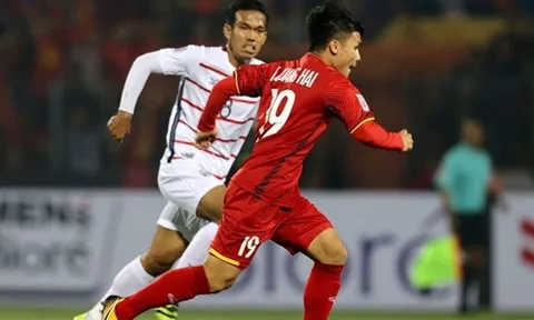 Quang Hải vượt trội trong top 5 tiền vệ hàng đầu vòng bảng AFF Cup