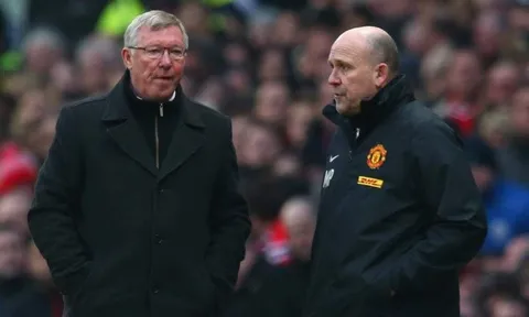 Mike Phelan đã khôi phục triết lý của Sir Alex tại Man Utd như thế nào?