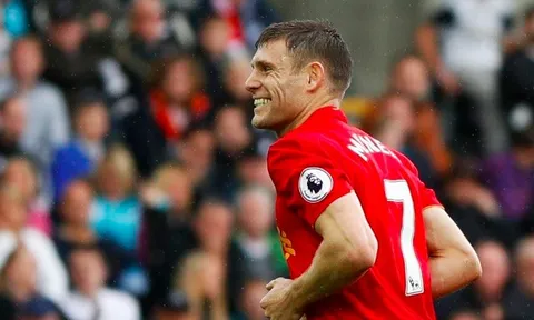 'Chết cười' với thông điệp chúc mừng Milner gửi đồng đội Liverpool