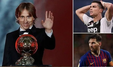 Luka Modric ẵm Quả bóng Vàng 2018: Thời và thế