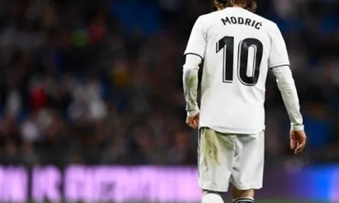 Chấm điểm Real Madrid trận Real Sociedad: Modric chỉ còn là quá khứ