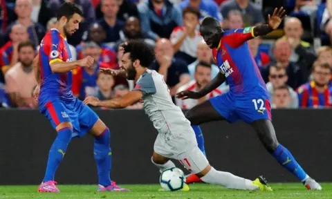 Mohamed Salah có 'ăn vạ' trong tình huống mở tỉ số của Liverpool?