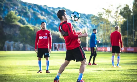 Monaco bình yên trước thời khắc giông bão