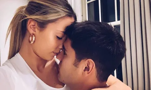 Morata được vợ tiếp sức trước thềm đại chiến với Man United