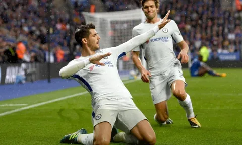 Morata lại lập công, Chelsea thắng kịch tính ngay tại King Power