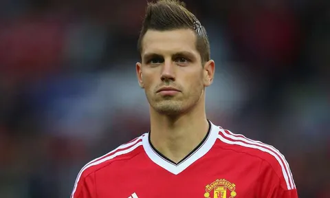 Morgan Schneiderlin: Ngôi sao không gặp thời ở Man United