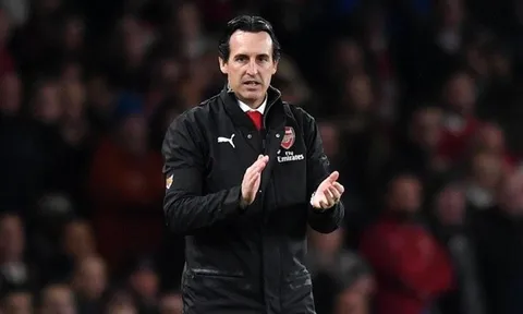 'Một Arsenal cũ kĩ, không có xương sống...'