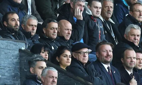 Cử đội tuyển trạch xem trận Benfica - Porto, Man Utd muốn mua ai?