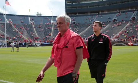 Hãy cứ chê, nhưng đây là 2 điều tuyệt vời Mourinho đã làm cho Man Utd