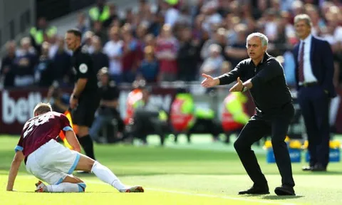 "Mourinho chờ M.U sa thải khi sử dụng cầu thủ này"