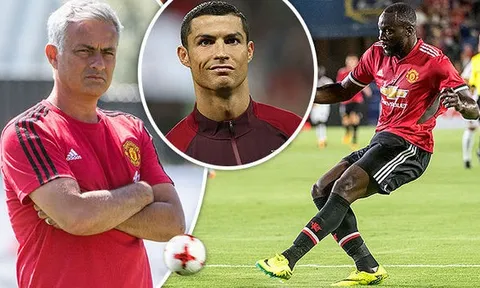 Mourinho: Lukaku tịt ngòi làm tôi nhớ đến Ronaldo