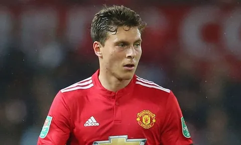 Mourinho có sẵn kế hoạch cho Victor Lindelof