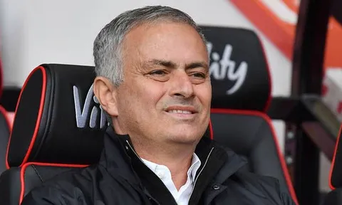 Mourinho có thể bị sa thải bất cứ lúc nào