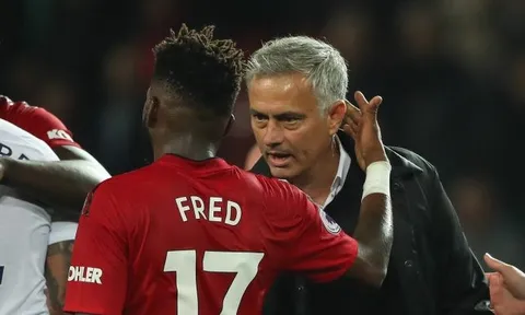 Mourinho đã 'lừa' Fred bỏ Man City, gia nhập M.U như thế nào?