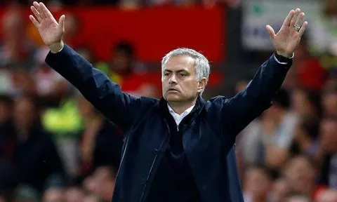 Mourinho đạt cột mốc "vô đối", chỉ còn kém 2 siêu HLV